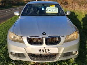 **AUTOMATIC** BMW 3 SERIES '320d M SPORT' MODEL 2009 - 09 PLATE IN TITANIUM SILVER METALLIC.