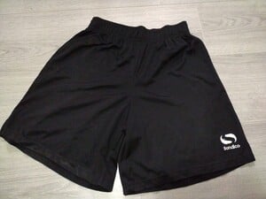 Sondico Sports Shorts, Black, Age 13 Years in East Cowes