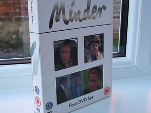 DVD 4 disc Boxset Minder Complete Series 2 Two Dennis Waterman, George Cole in Cowes