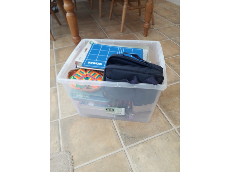 Large amount of arts & craft items
