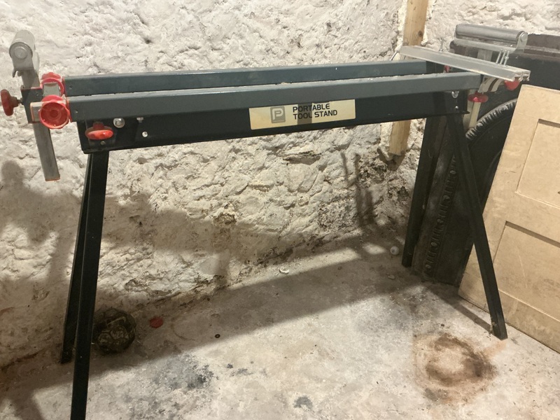 Portable tool stand