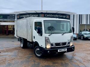 NO VAT - 2015 Nissan NT400 CABSTER TIPPER /TREE SURGERY in Newport