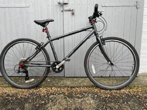 SQUISH Unisex Children's Bike - suitable for 9 - 12 yrs in Ryde