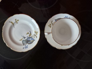 18 piece Regency bone China tea set 1970