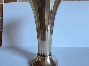 Solid brass vase in Sandown