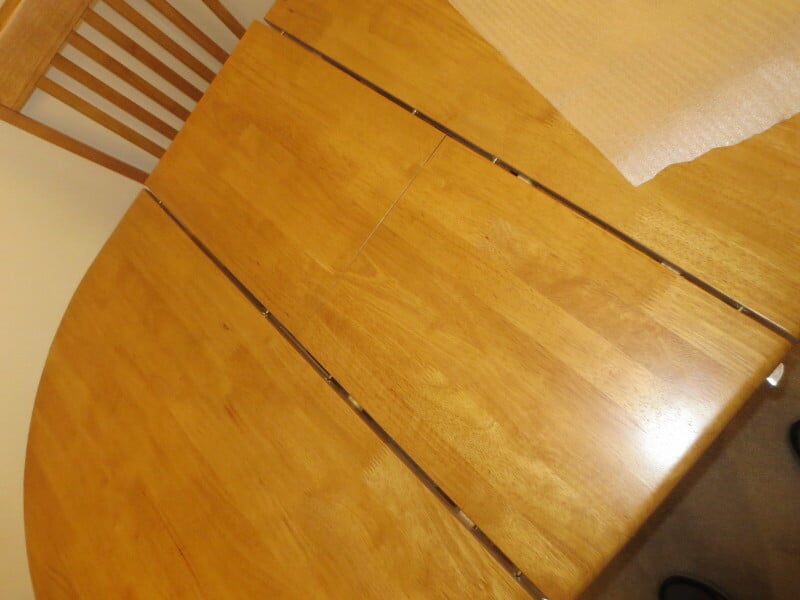 Really nice extending table  REDUCED YET AGAIN AND NOW AGAIN 25/2 !!!!  THIS IS A BARGAIN