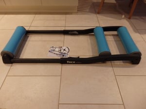 Tacx Antares Cycle Training Rollers in Newport