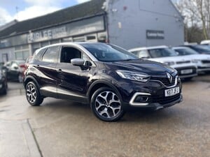 2017 RENAULT CAPTUR 1.5 dCi 110 SIGNATURE S NAV – 5 DOOR