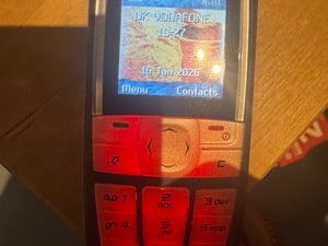 basic Sendo mobile phone & new sim card bundle in Ryde