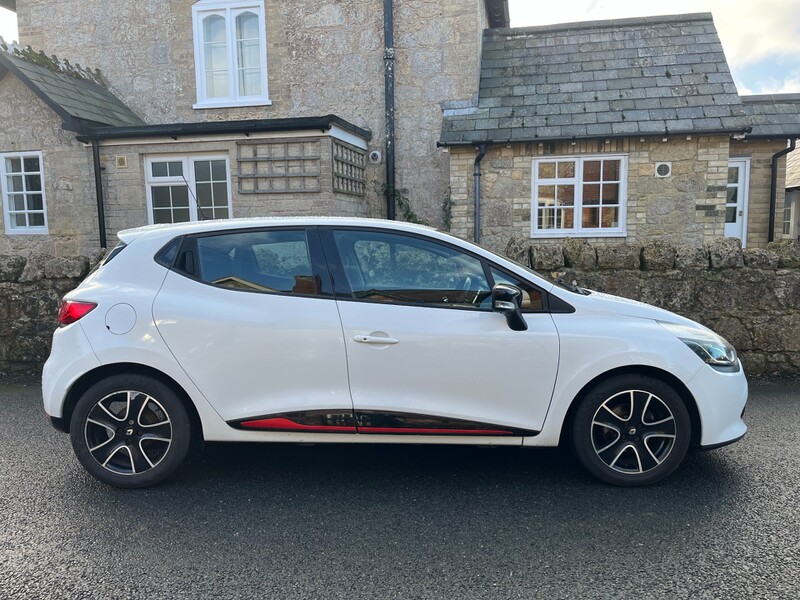 Renault Clio Newport