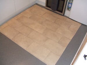 KITCHEN / BATHROOM FLOORING OFF CUTS NEW £20 THE LOT in Ryde