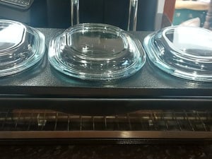 Hostess Food Warmer in Ventnor