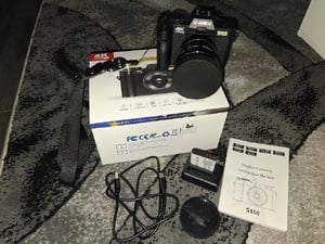 digital 4k camera comes withe two battery's and charger in Sandown
