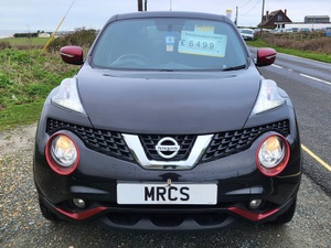 NISSAN JUKE ACENTA PREMIUM DCI MODEL 2015 - 65 PLATE IN PEARL BLACK METALLIC.
