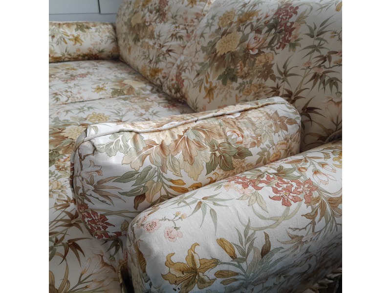 3-seat sofa bed  in Ryde