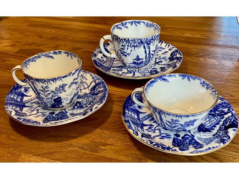 Vintage RCD “Mikado” china coffee pot and related pieces - REDUCED TO SELL in Ryde