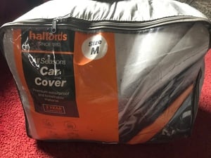 Car cover  in Ventnor
