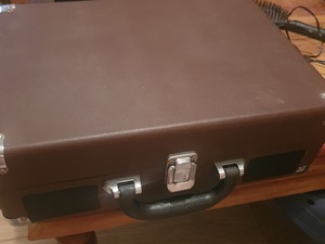 Rechargeable  record player in beautiful  case  Vinyls/Records in Newport