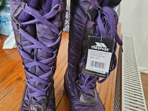 Brand New Trespass Winter Boots – UK Size 4 in Ventnor