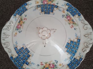 Royal Staffordshire Pottery Floral Patterned Bowl and Lid  in Shanklin