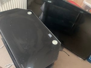 Glass tv stand  in Ryde