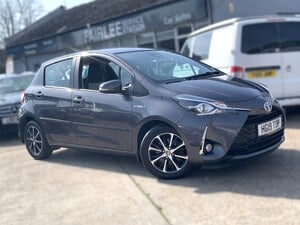 2019 TOYOTA YARIS 1.5 HYBRID ICON TECH CVT – 5 DOOR