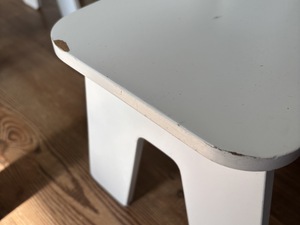Toddler table, with 2 x bench seats in Freshwater