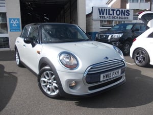2015 MINI COOPER 1.5 AUTOMATIC 5 DOOR HATCHBACK