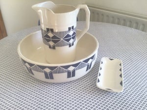 Reduced. Washing set in Newport
