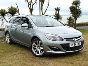 NOW SOLD... 2015 (64) Vauxhall Astra 1.6i 16V SRi Sports Tourer (Estate)