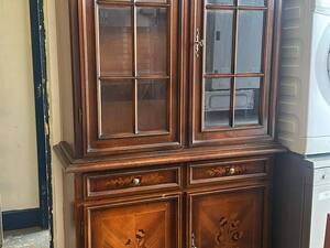 Display Cabinet £145 in Cowes