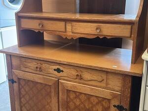 Dresser £95 in Cowes