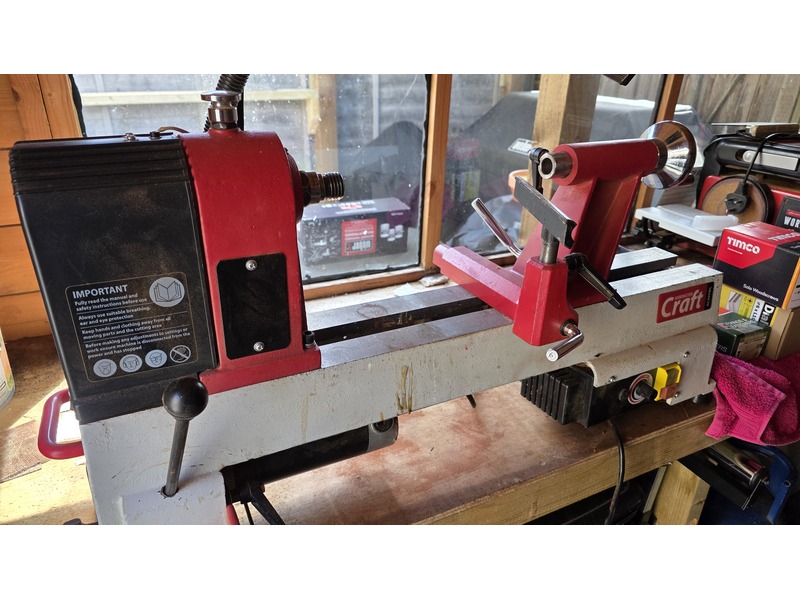 Axminster Craft AC305WL Woodturning Lathe in Ryde