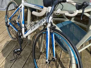 Racing bike Carrera Virtuoso  in Ryde