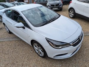 2017/17 Vauxhall Astra