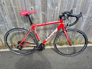 Avenir Aspire road bike in Shanklin