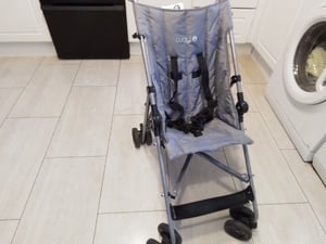 Cuggi  laurel stroller  foldable  grey  in Newport