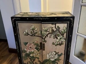 Black & gold Chinoiserie Lacquered Cabinet in Sandown
