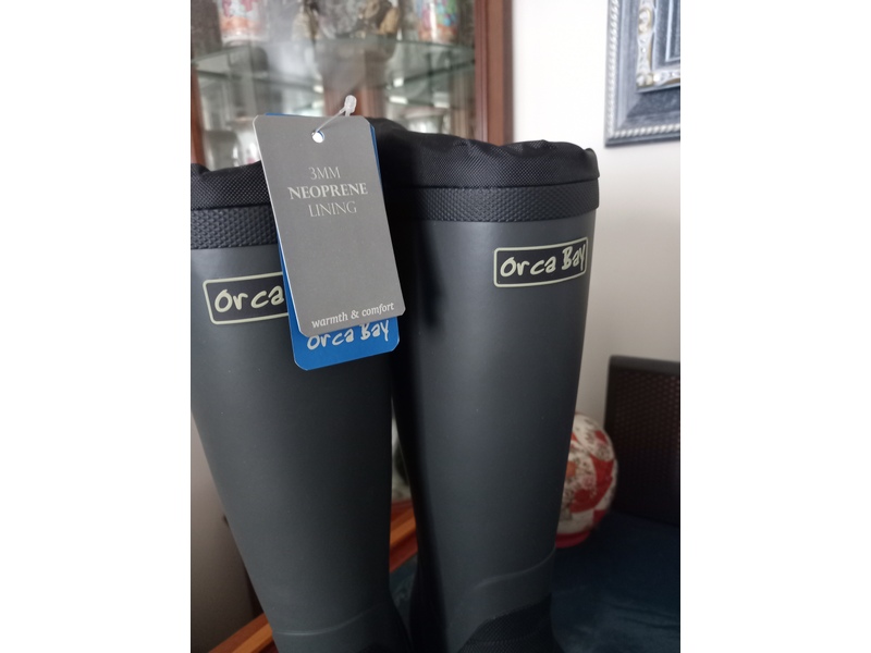 orca bay solent boots new  size 5