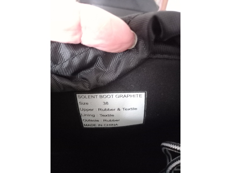 orca bay solent boots new  size 5 in Ryde