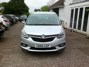 2016/66 Vauxhall Zafira  Tourer  £5,995