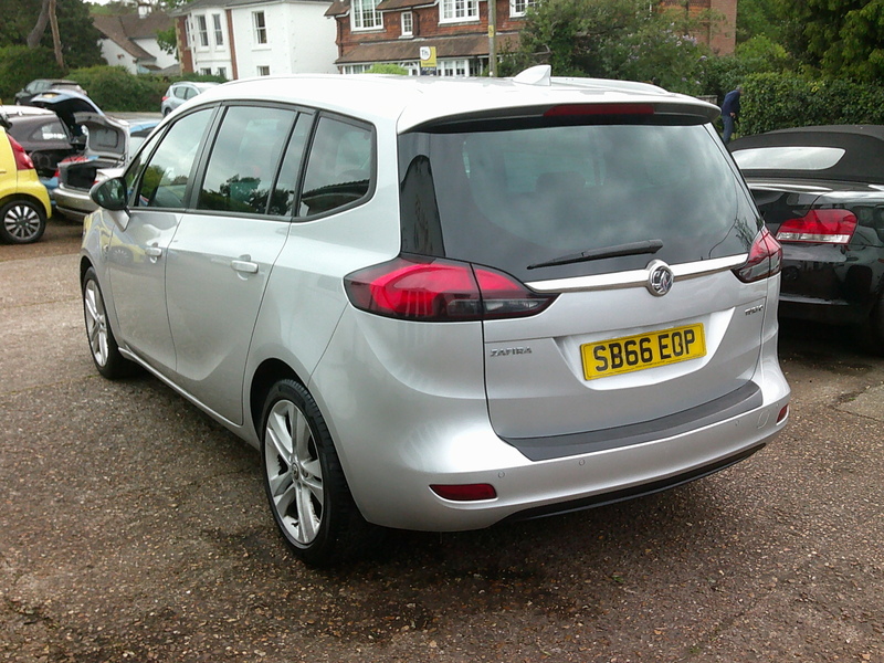 2016/66 Vauxhall Zafira  Tourer  £5,995