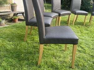 6 Marks and Spencer Dining room chairs in Ventnor