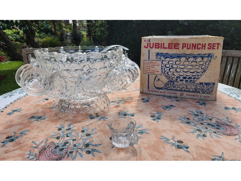 Jubilee punch set in Yarmouth