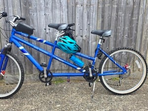 Tandem bike bicycle adult in Ryde
