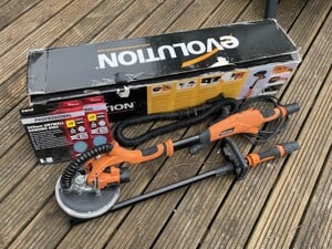 Evolution Dry Wall Sander in Cowes