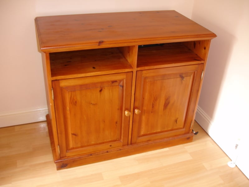 Solid Wood Hand Made TV/Gaming Cabinet. in Shanklin