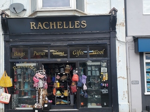 Knitting Wool and Accessories Shop in Sandownn Rachelles next to Pittis 39 high st
