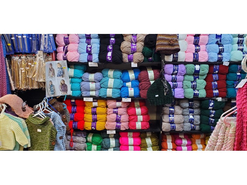 Knitting Wool and Accessories Shop in Sandownn Rachelles next to Pittis 39 high st in Sandown