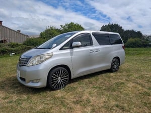 Toyota Alphard 2008 petrol auto 8 seater fresh import